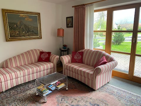 Top performing Airbnb: Best location - with mountain views, quiet and central in Ruhpolding