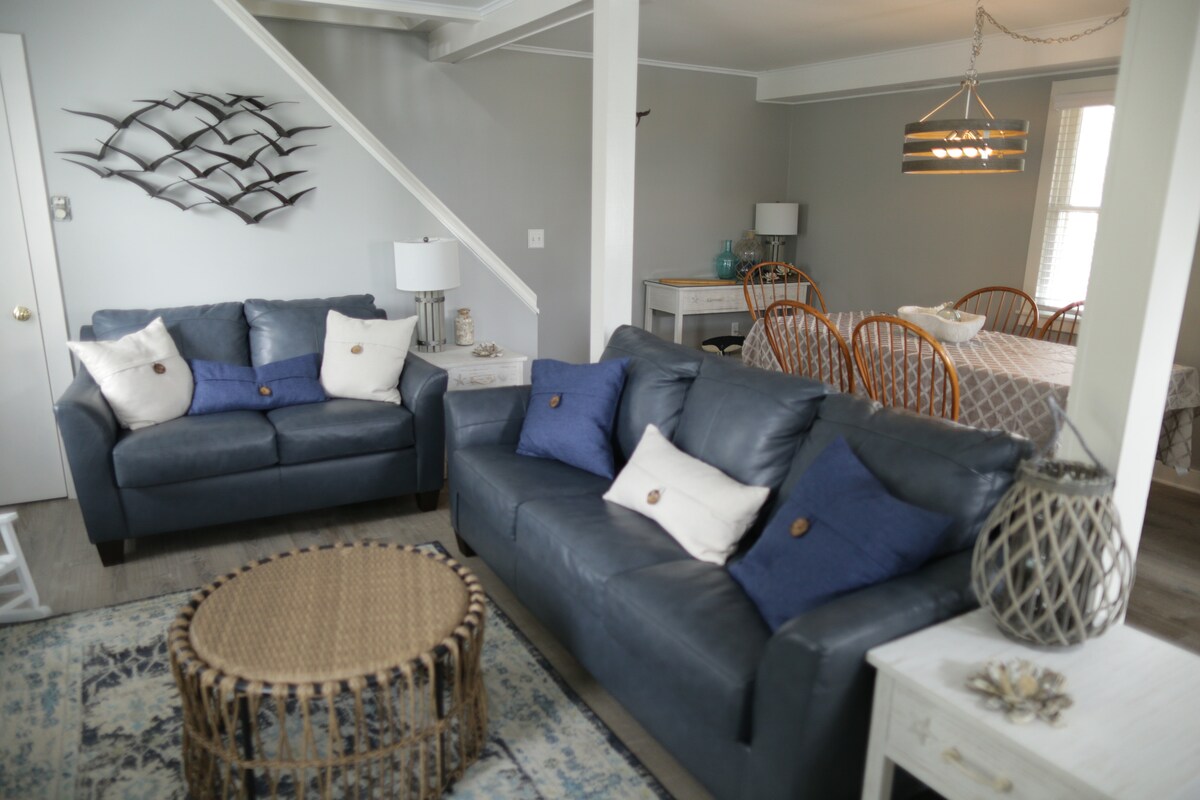 ชั้น 1 - ห้องนั่งเล่น