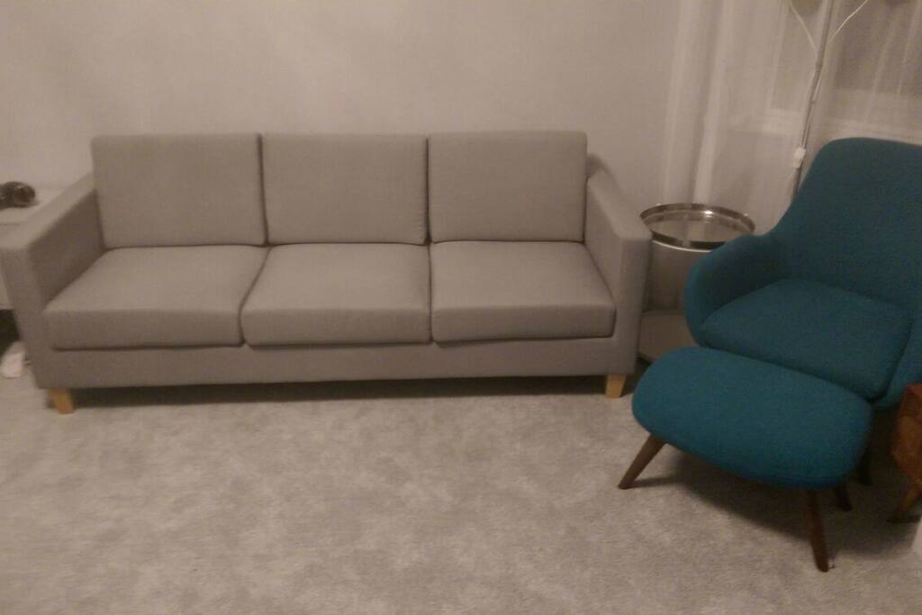 Feel free to also share the living room.