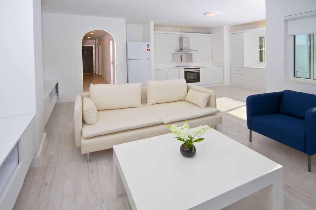 Modern dekorasyonlu salon