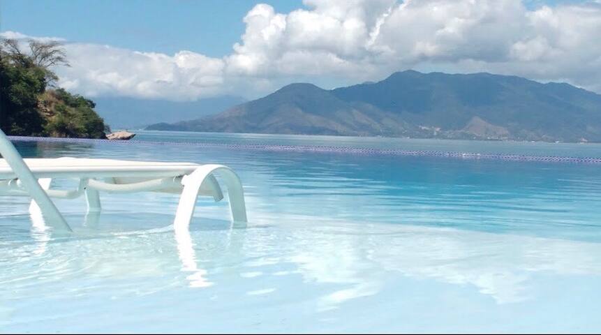 Apartamento Pé na Areia com vista para o mar Wi-Fi