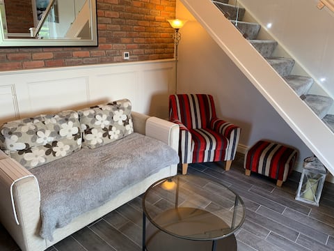 Successful Airbnb property: Lough road loft in Slieve Gullion