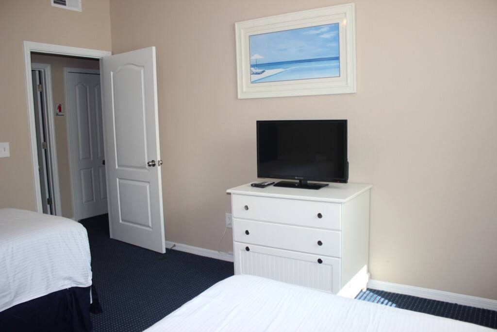 Floor, Flooring, Bedroom, Indoors, Room