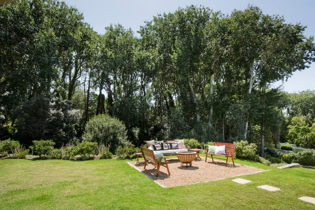 Fire-pit seating area