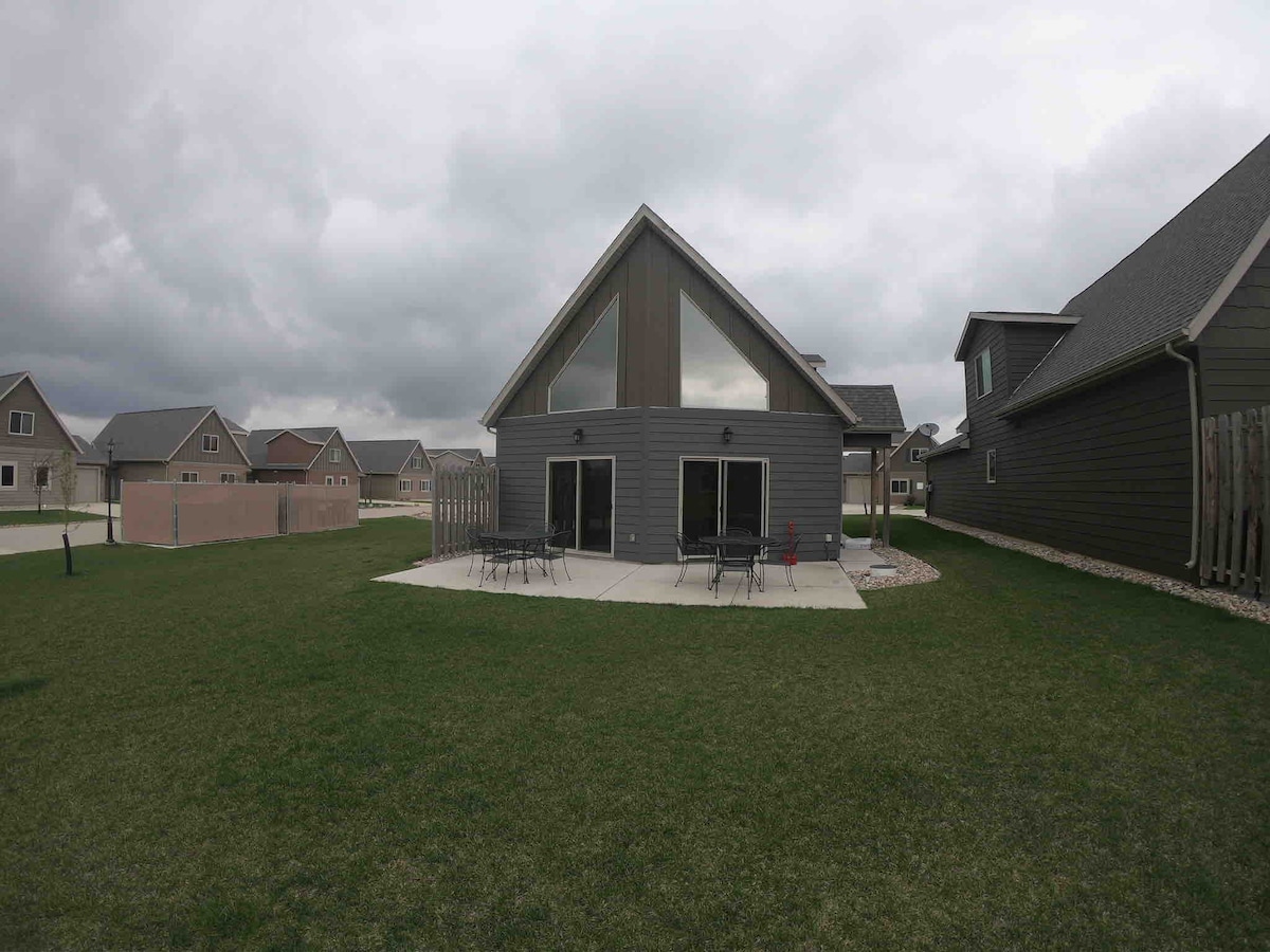 Huge, Clean, Beautiful New House at Bridges Bay Okoboji Resort! TONS of  space! - Arnolds Park