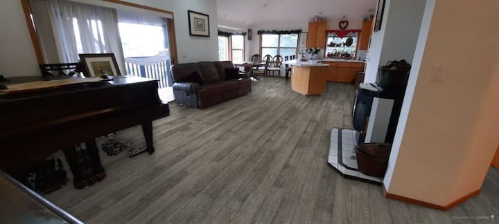 Cloud 9 Room At Sky House - Portland Oregon - Gresham, OR
