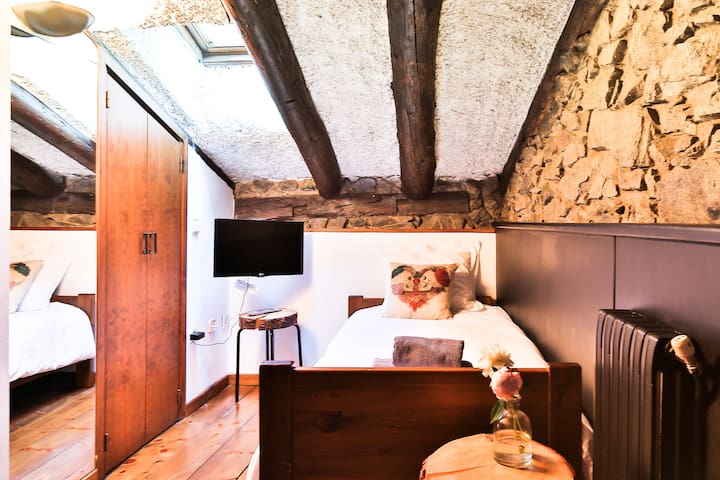 Habitación individual - Hostal Cisco de Sans