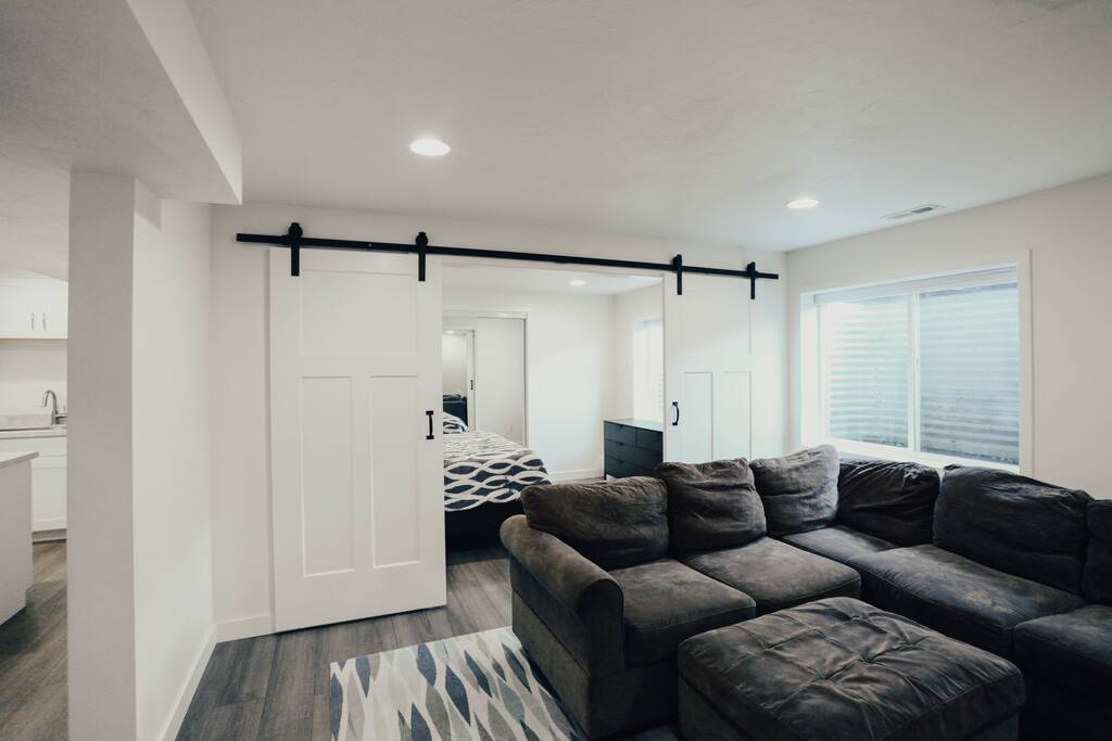 Private Basement Apartment - Cottonwood Heights의 아파트에서 살아보기, 유타, 미국