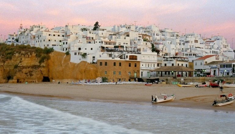 Top Floor of the Avenue, 500 meters from the beach 5