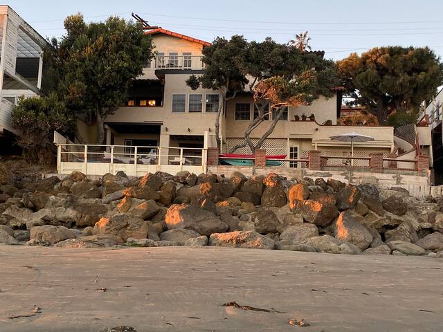 Malibu Beach House gallery image 3