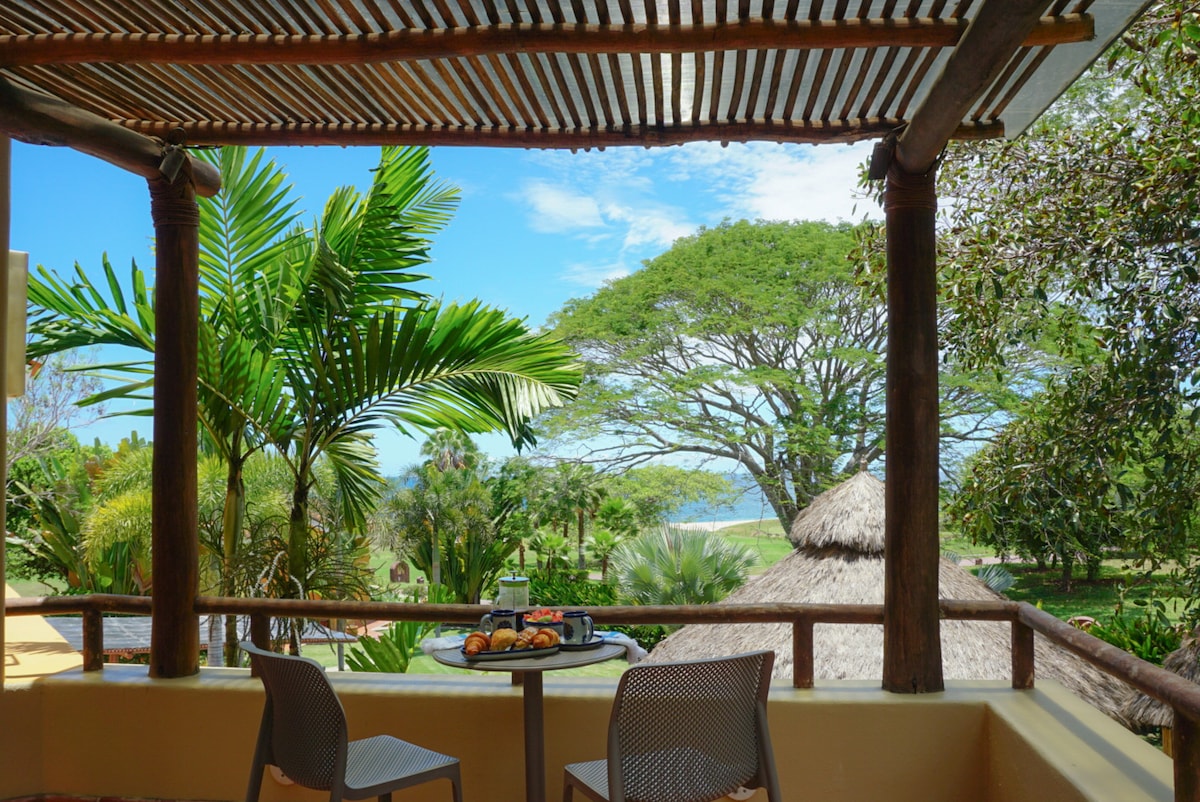 تراس غرفة النوم الرئيسية 