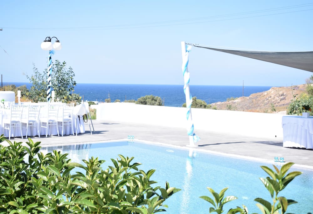 Sea&Sand luxury sea front villas with private swimming pool