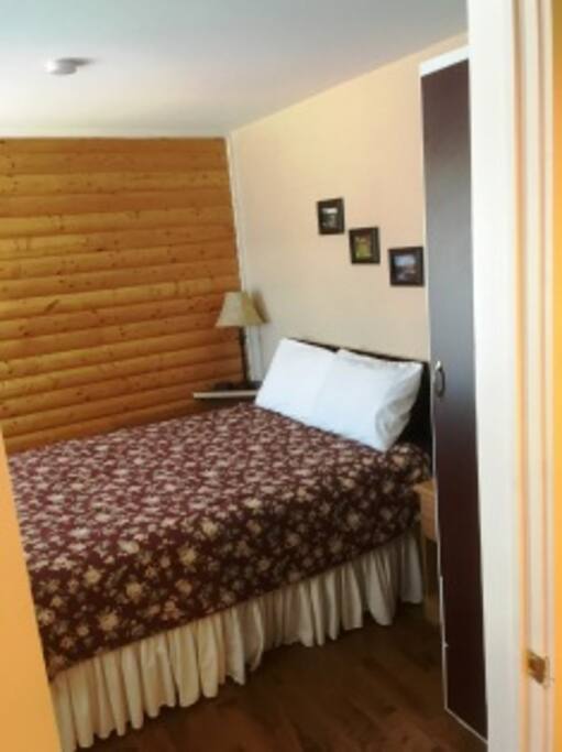 Queen Bed