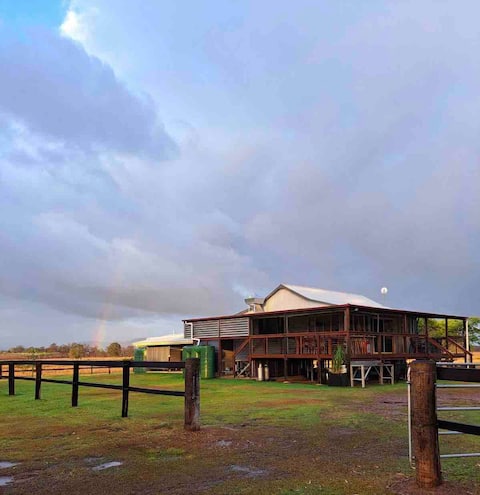 Ferry Road River House Baffle Creek