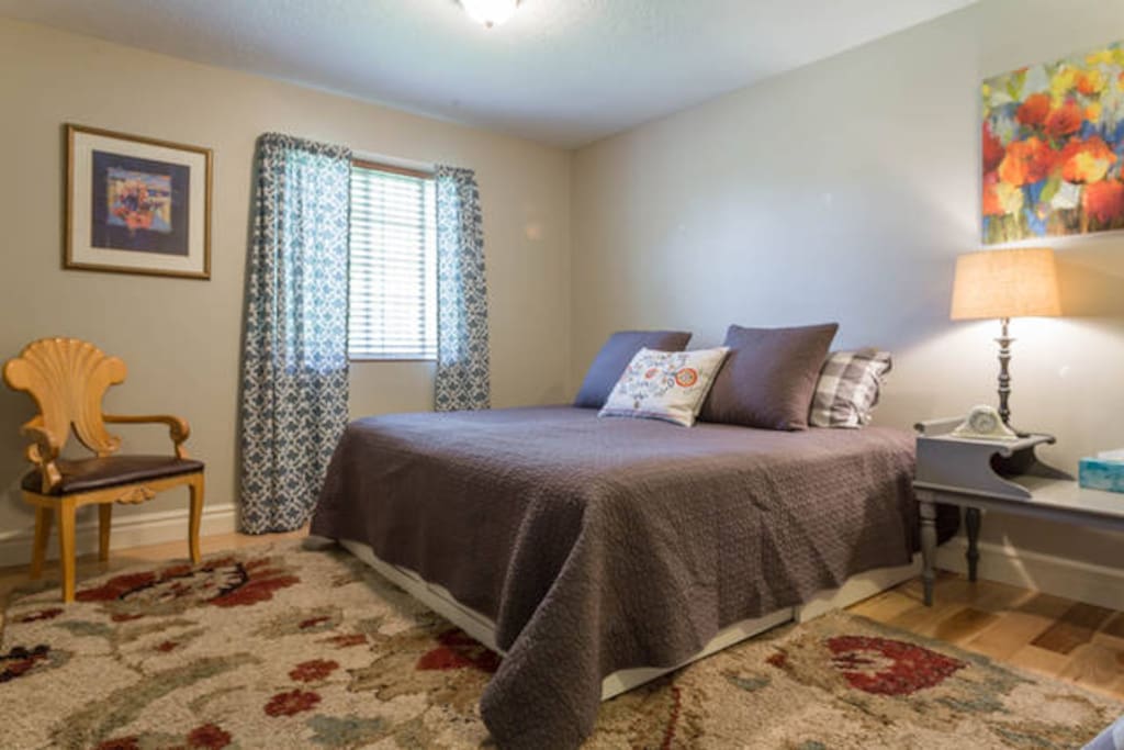 Queen bed