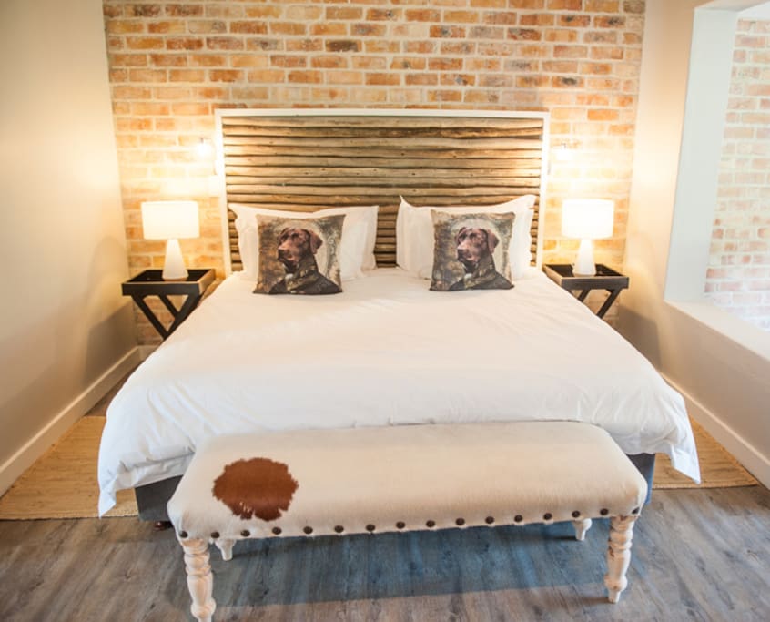 Dairy Suite bedroom area