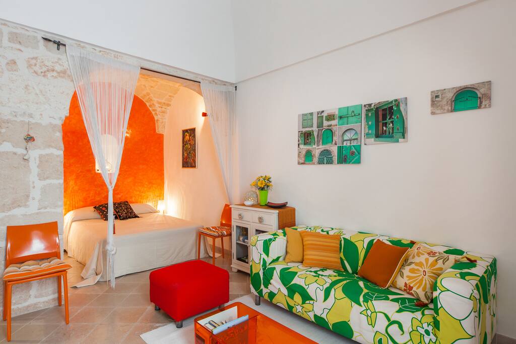 Living room, 1st floor