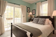 The+Baxter+Room+-+The+Chadwick+Bed+%26+Breakfast