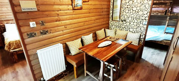 The Swallow's Return Log Cabin.
Post Code A91d954 - Carlingford