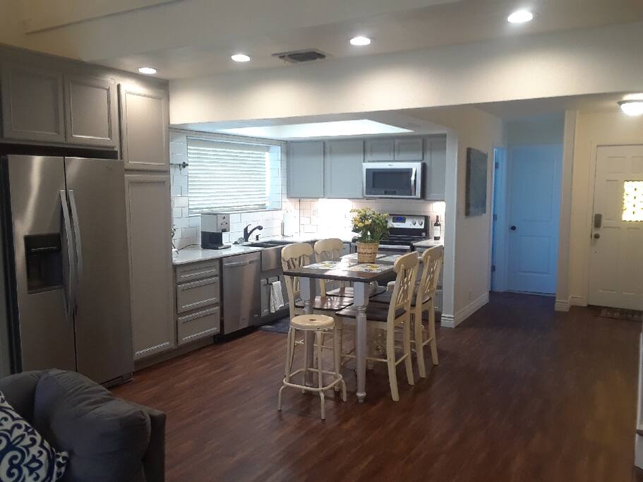 Kitchen/Dining
