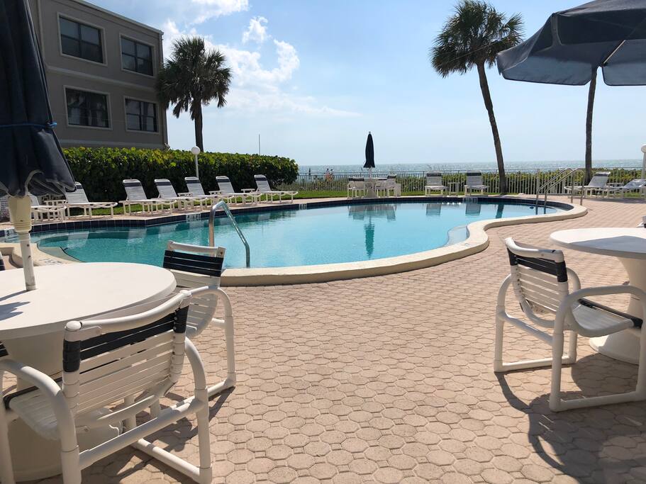Belleair Beach Condo Condominiums for Rent in Belleair Beach, Florida