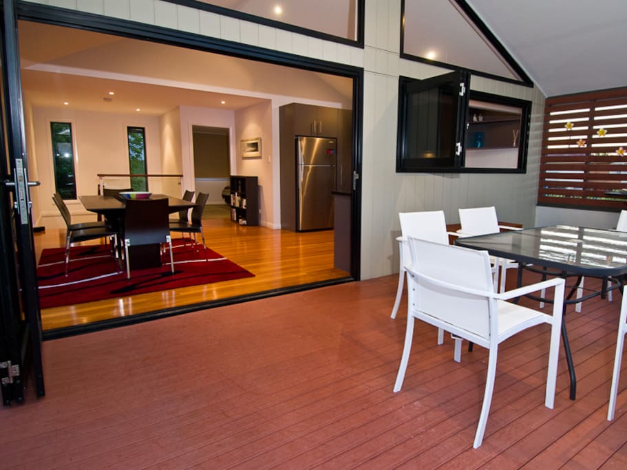 Dining/outdoor dining area
