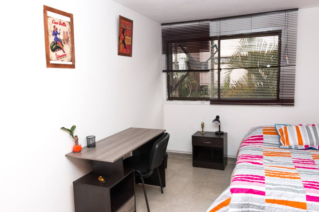 Comfortable and large room at Carlos E Restrepo