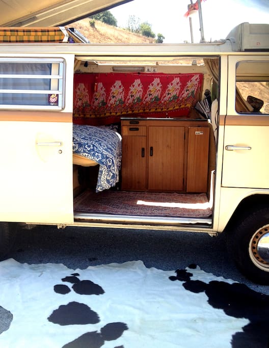 With the top up you can sun bathe incomplete privacy!