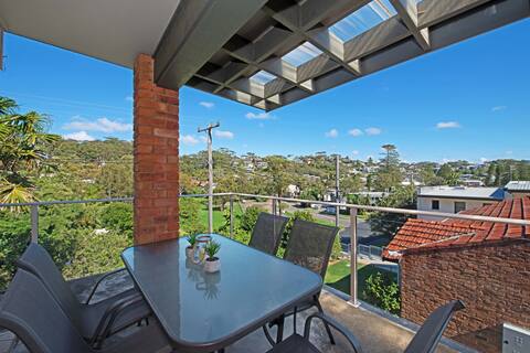 M & M's Hideaway - 100m to Avoca Beach