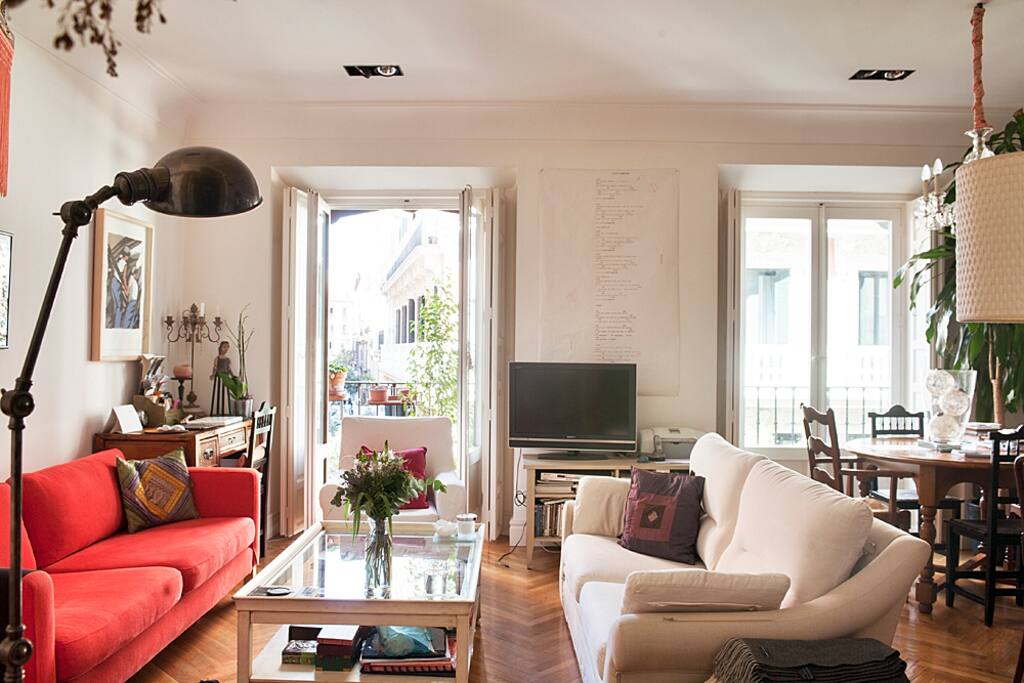 DINNING ROOM