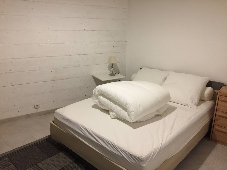 CHAMBRE REZ DE CHAUSSEE