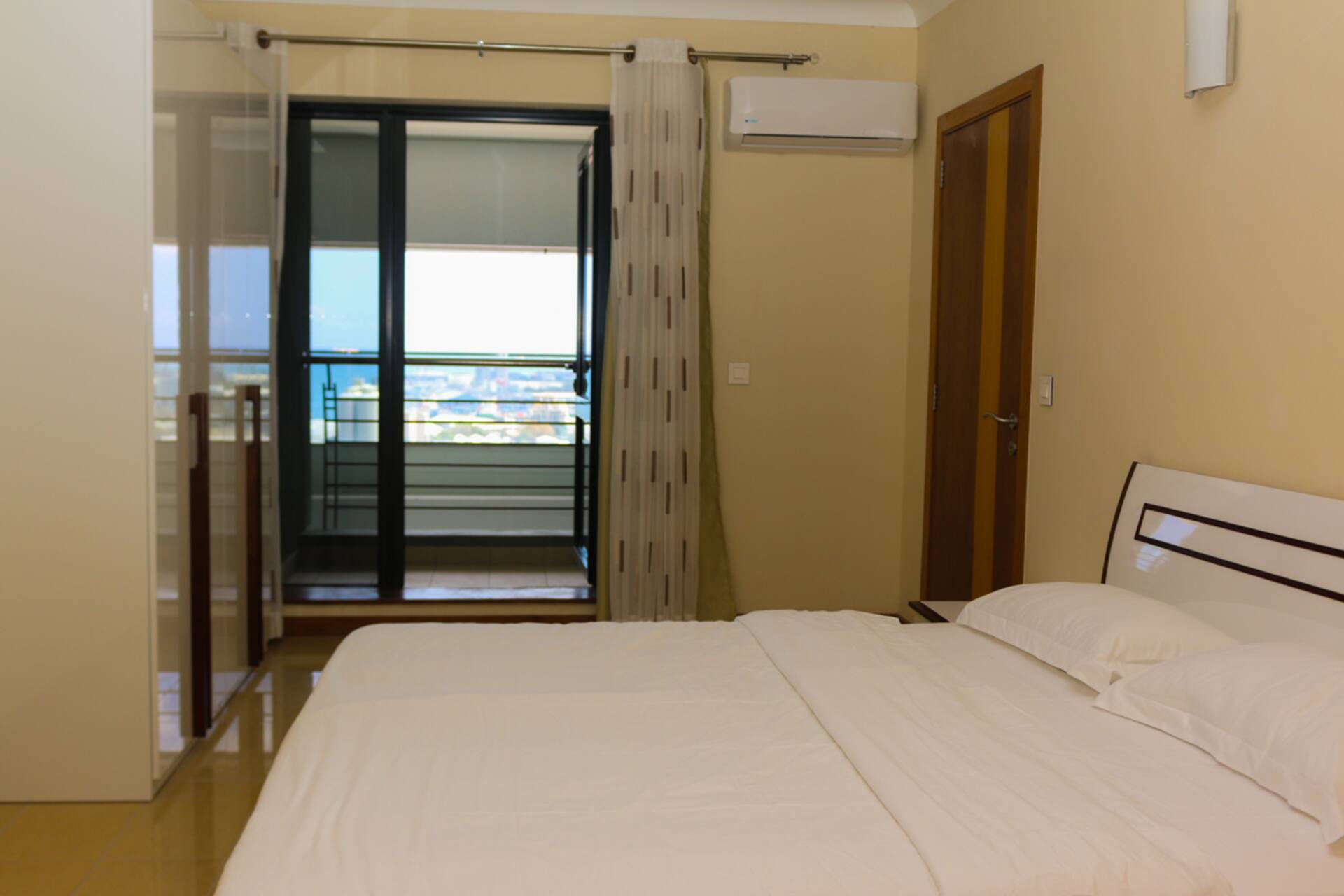 Citadelle Mall Apartments — foto 2