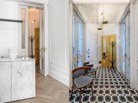 Successful Airbnb property: COMFORTABLE APARTMENT IN THE CENTER OF WARSAW in Warszawa