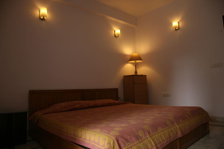A cosy room in a cosy apartment #1