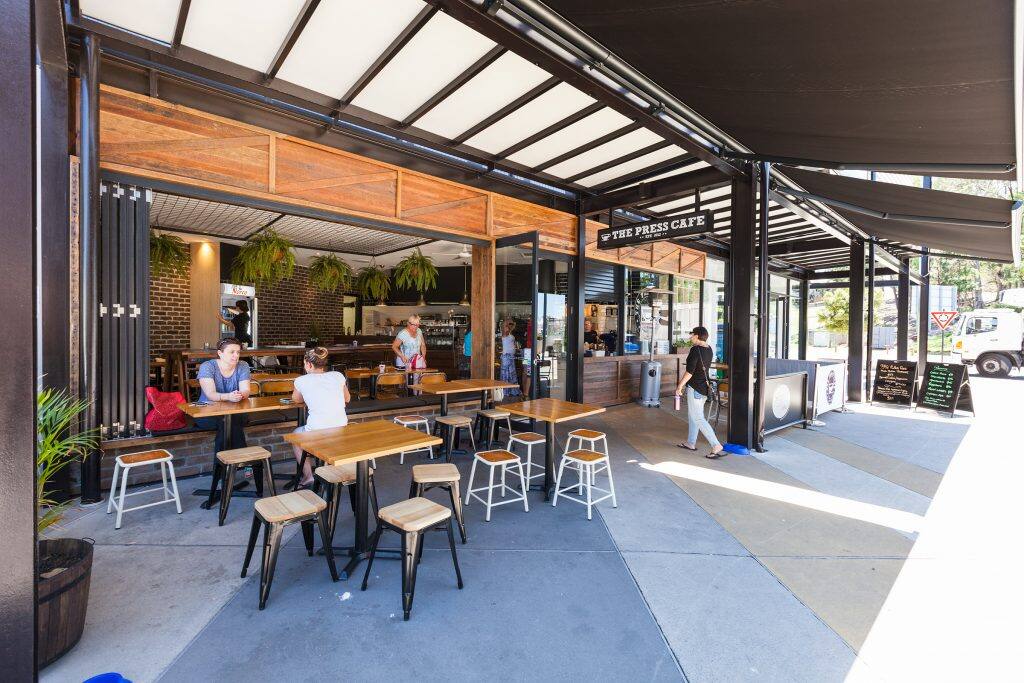Short walk to Coffee Shop (and everything else you need)