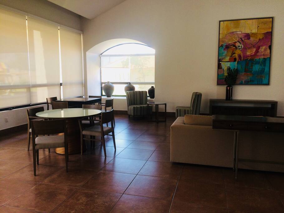 Sala de trabajo (zona de uso común).