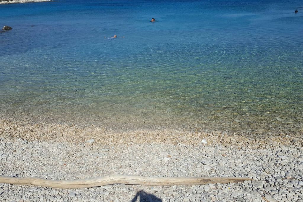 Zadrljan -pebble /sand beach