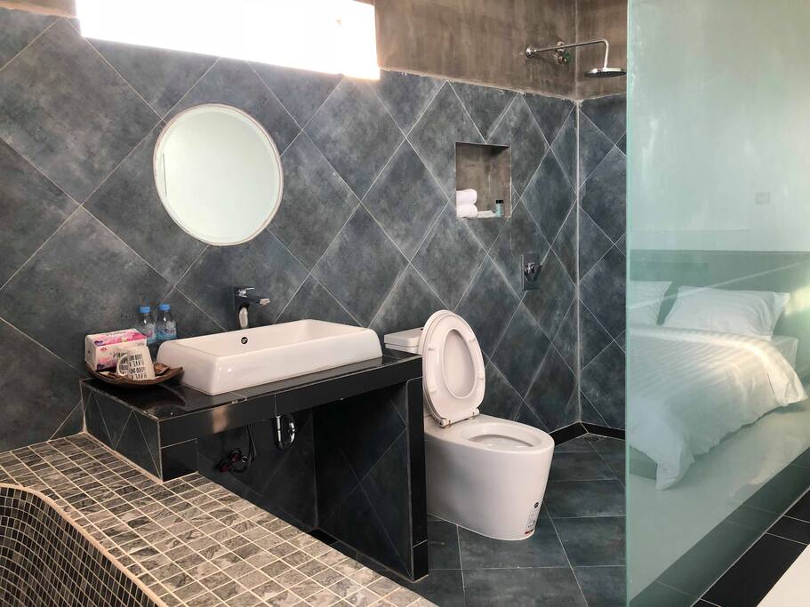 Modern bathroom