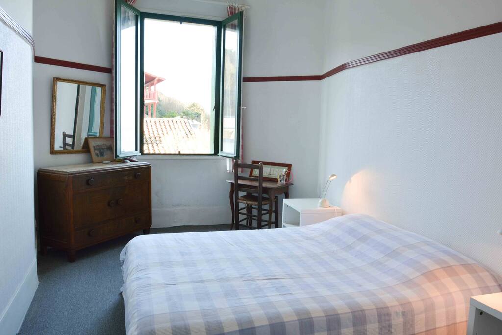 Chambre double N°1 avec vue mer