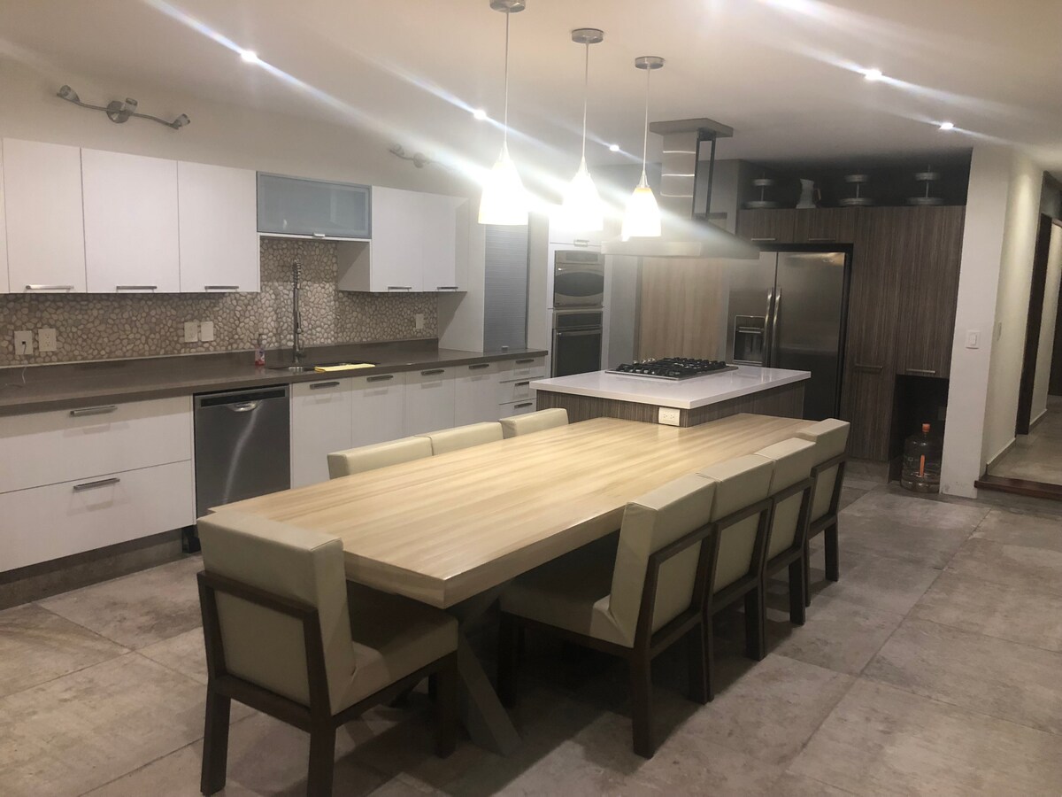 4BR Villa in Ajijic — 4 bedroom vacation rental in Ajijic