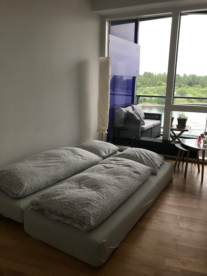 El segundo dormitorio. El sofá cama puede ser una cama doble o dos camas separadas.
