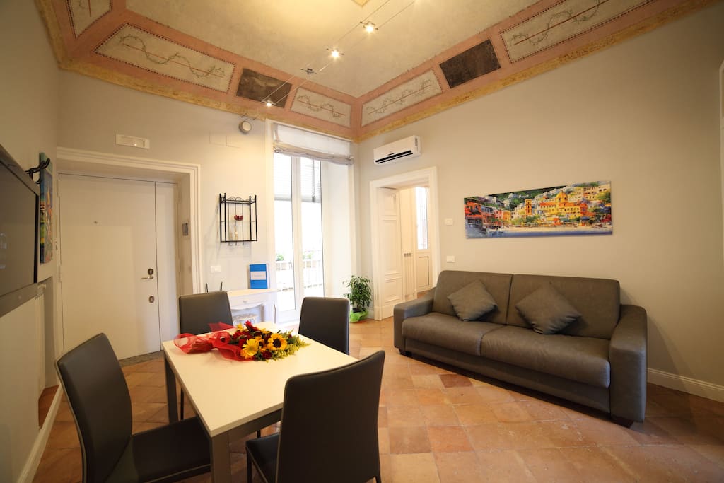 Soggiorno con divano letto matrimoniale King a 2 piazze