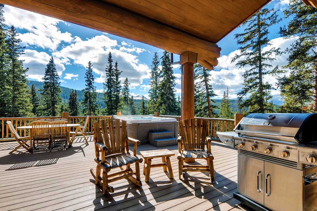 Hot Tub, BBQ Gas Grill and Outdoor Fireplace complete the outdoor space