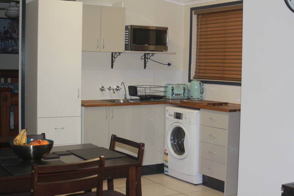 Kitchenette and laundry facilities