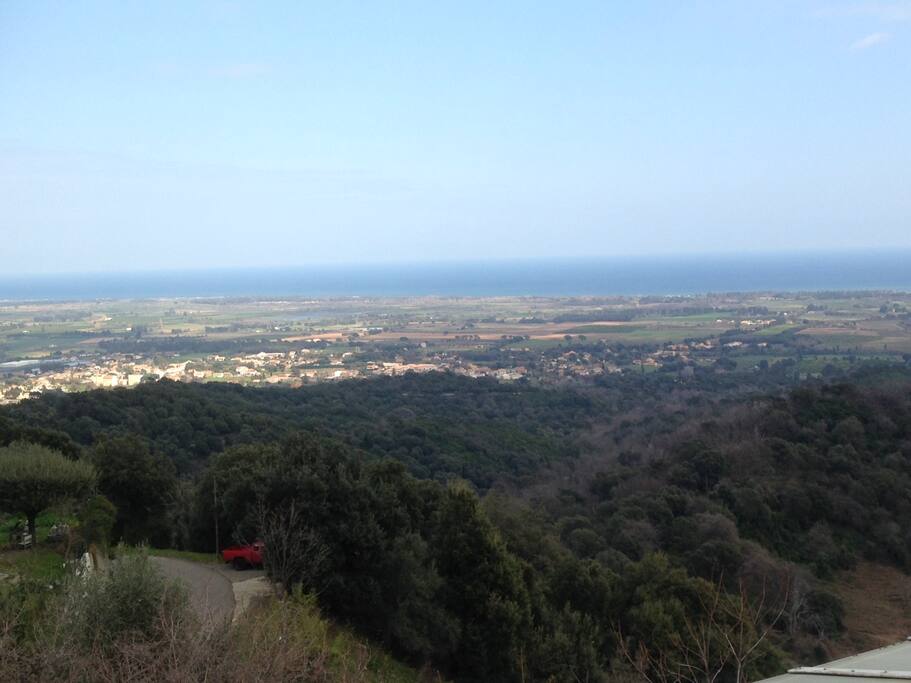 Vue depuis les chambres et la cuisine
