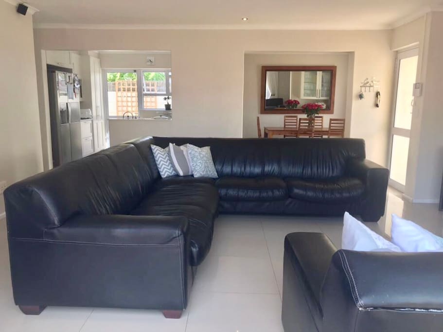 10 Seater Leather Couch