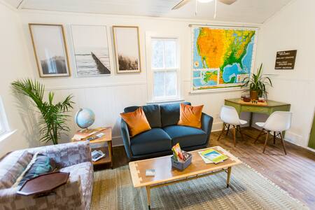 Private Soundside Road Guest Suite Getaway!