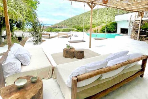 Exclusive BEACH HOUSE with FREE BEACH CLUB access