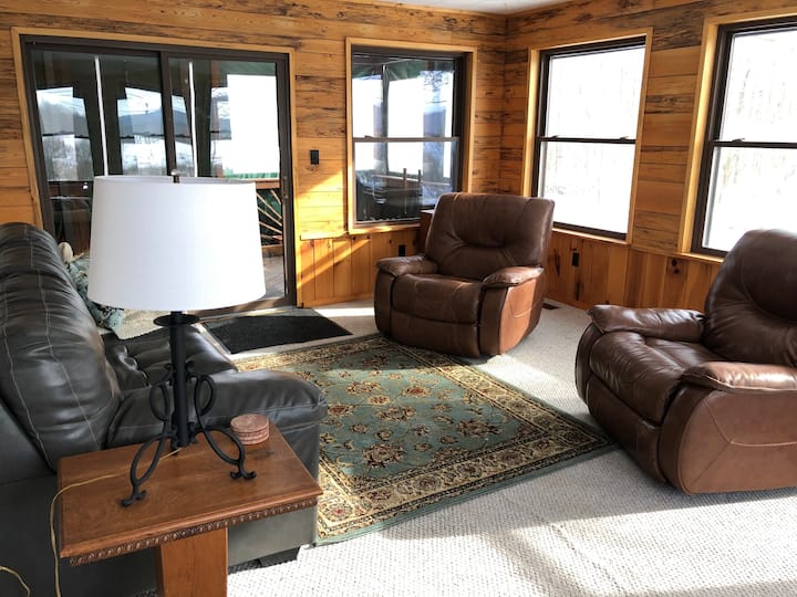 10 Best Airbnb Vacation Rentals Near Chautauqua Lake, New York Trip101