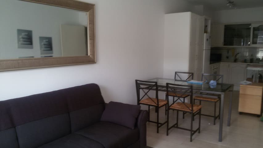 Comfortable two bedroom flat